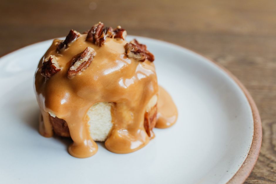 Caramel beurre salé express pour napper une part de tarte